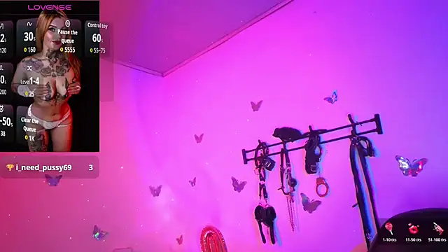 Snapshot of Zoeee_001 chatting on 02-25-26, 08:30 Zoeee 001 online show from 02-25-26, 08:30