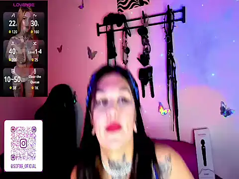 Zoeee 001 online show from 04-12-26, 06:16