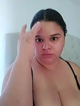 Snapshot of SamanthaStonee chatting on 02-05-26, 08:37 SamanthaStonee online show from 02-05-26, 08:37