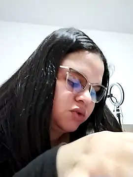 Snapshot of SamanthaStonee chatting on 02-25-26, 08:08 SamanthaStonee online show from 02-25-26, 08:08