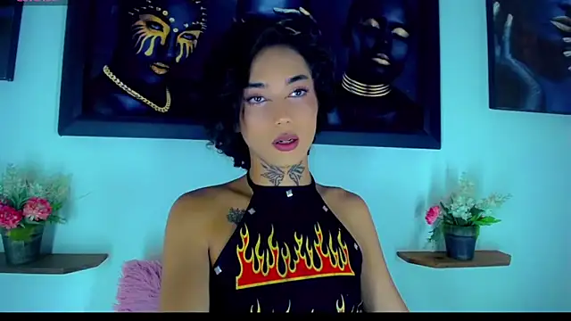 Darianna Atehortua online show from 02-18-26, 09:00