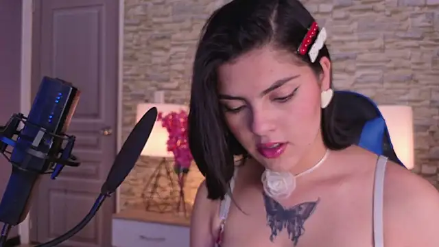butterflyx39 online show from 05-25-26, 07:01