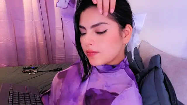Snapshot of butterflyx39 chatting on 07-17-26, 11:02 butterflyx39 online show from 07-17-26, 11:02
