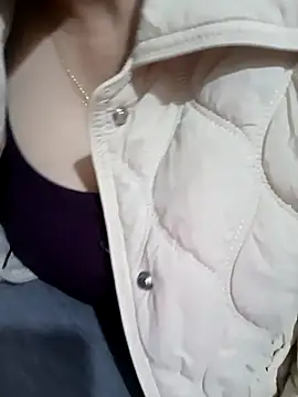 Snapshot of Tulip_ii chatting on 03-04-26, 12:18 Tulip ii online show from 03-04-26, 12:18
