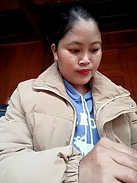 Snapshot of Mayly_Sweet chatting on 02-10-26, 02:54 Mayly Sweet online show from 02-10-26, 02:54