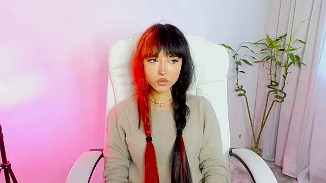   Amiraa online show from 02-08-26, 10:57