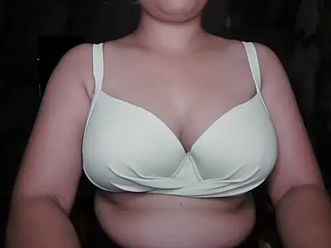 Snapshot of Bold_Beauty_07 chatting on 06-27-26, 09:37 Bold Beauty 07 online show from 06-27-26, 09:37