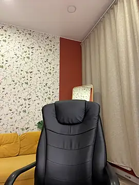 Snapshot of MiraBoom chatting on 02-02-26, 09:03 MiraBoom online show from 02-02-26, 09:03