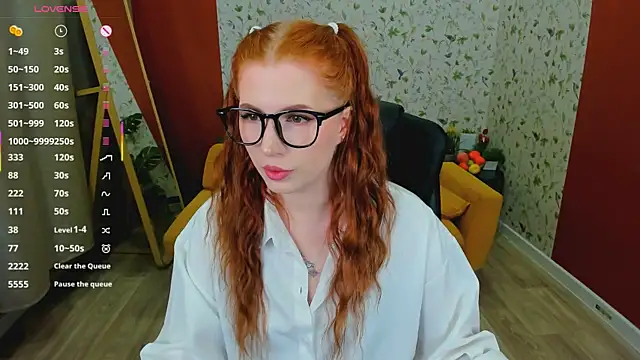 Snapshot of MiraBoom chatting on 02-12-26, 09:25 MiraBoom online show from 02-12-26, 09:25