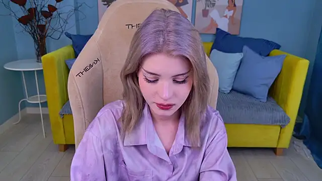 ScarletBlackwood online show from 03-19-26, 04:56