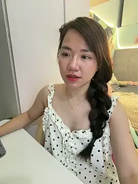 Snapshot of Amy8386 chatting on 06-16-26, 04:56 Amy8386 online show from 06-16-26, 04:56