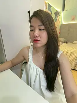 Snapshot of Amy8386 chatting on 06-25-26, 11:04 Amy8386 online show from 06-25-26, 11:04