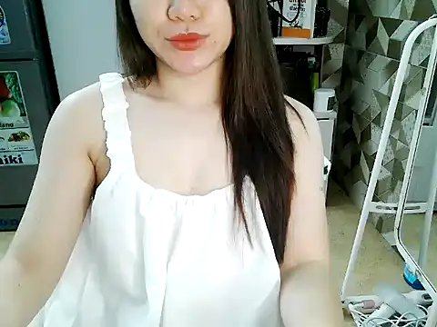 Amy8386 online show from 02-08-26, 06:11