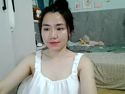 Snapshot of Amy8386 chatting on 04-13-26, 05:55 Amy8386 online show from 04-13-26, 05:55