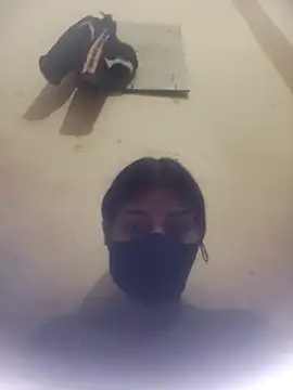 Snapshot of queen_gairl chatting on 02-12-26, 05:51 queen gairl online show from 02-12-26, 05:51