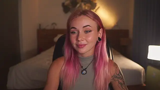 Sarah Pink online show from 04-04-26, 01:39