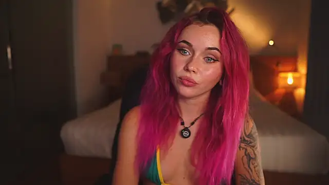Sarah Pink online show from 07-30-26, 01:43
