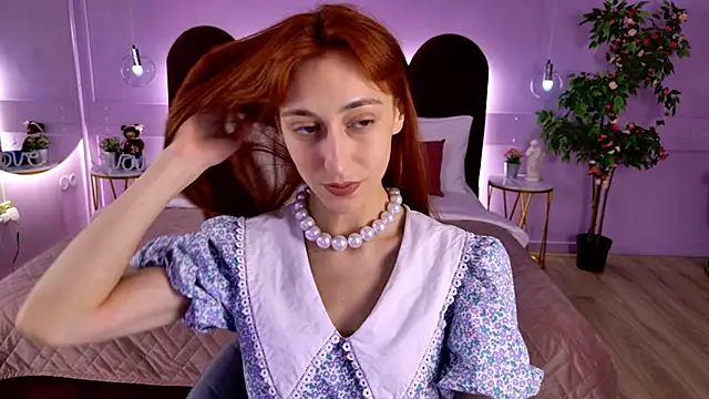 Snapshot of LeyaAtwood chatting on 05-11-26, 04:04 LeyaAtwood online show from 05-11-26, 04:04