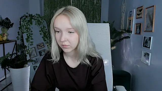 MaoqiBeverly online show from 04-07-26, 08:49