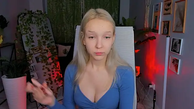 MaoqiBeverly online show from 03-28-26, 05:19