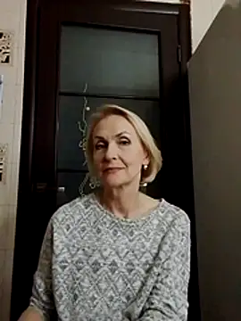 Snapshot of MichelleSolis chatting on 02-28-26, 07:02 MichelleSolis online show from 02-28-26, 07:02