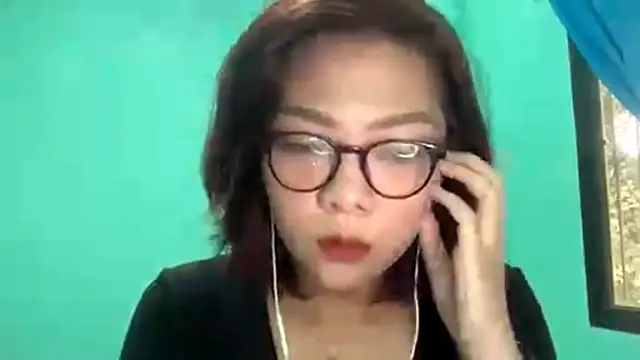 Snapshot of TerisaYellow chatting on 02-05-26, 07:26 TerisaYellow online show from 02-05-26, 07:26