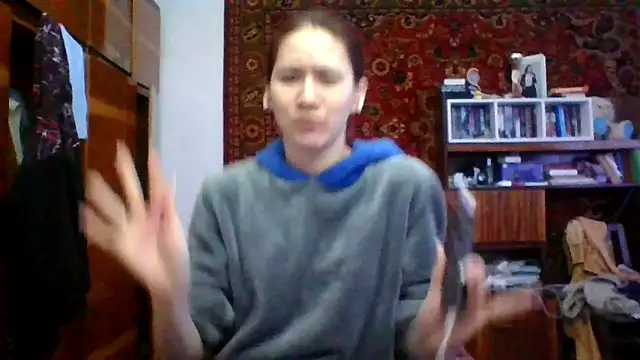 NickiKisinger online show from 04-11-26, 05:04