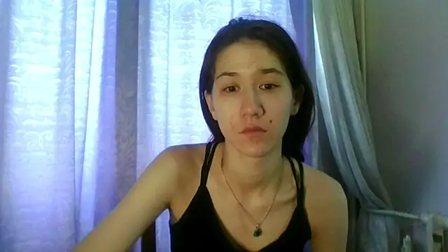 Snapshot of NickiKisinger chatting on 07-18-26, 07:28 NickiKisinger online show from 07-18-26, 07:28