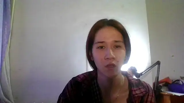 Snapshot of NickiKisinger chatting on 07-16-26, 07:16 NickiKisinger online show from 07-16-26, 07:16