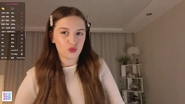 LeanneDinkle online show from 03-19-26, 04:34