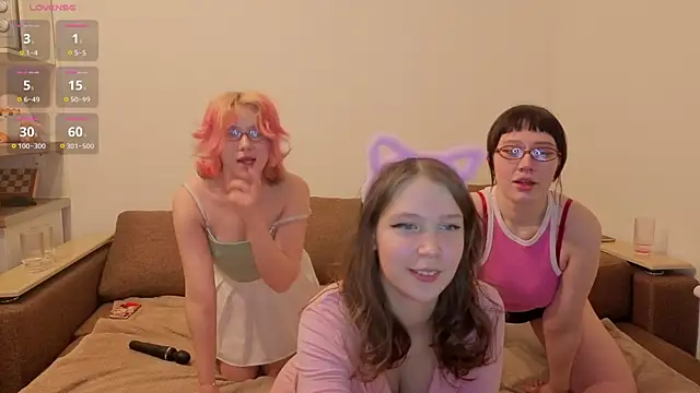 Snapshot of flowernnet chatting on 02-07-26, 06:38 flowernnet online show from 02-07-26, 06:38