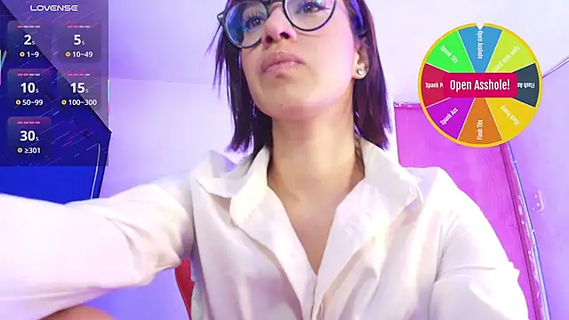 Zoe-Walzer online show from 04-21-26, 03:40