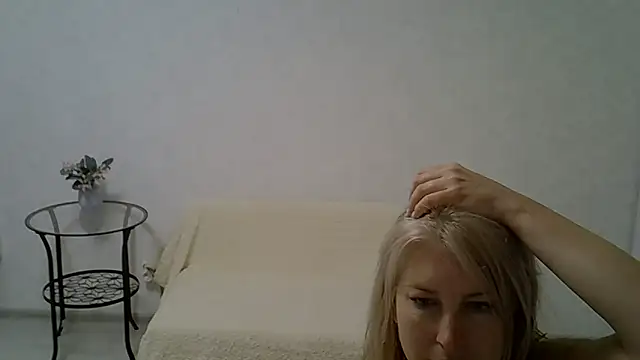 Snapshot of Opaldream chatting on 05-24-26, 06:52 Opaldream online show from 05-24-26, 06:52