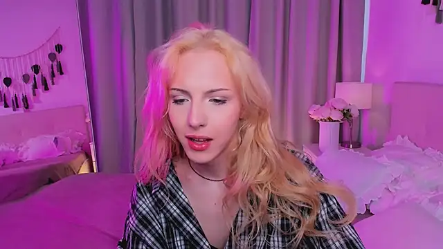 Tiffany  King online show from 05-17-26, 05:40