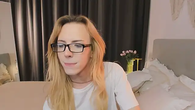 Tiffany  King online show from 03-22-26, 03:46