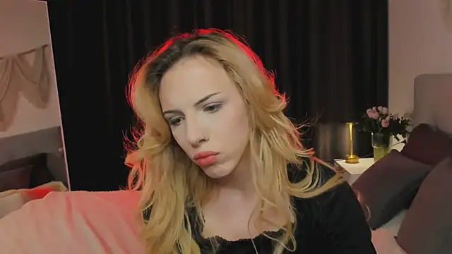 Tiffany  King online show from 04-12-26, 06:05