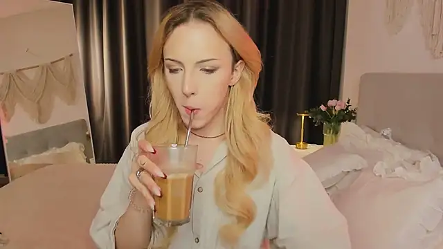 Tiffany  King online show from 04-08-26, 05:31