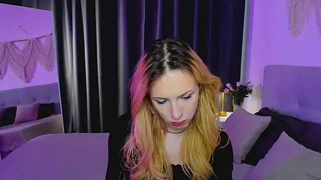 Tiffany  King online show from 05-08-26, 05:44