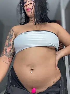 Snapshot of Allegra-Fiore chatting on 02-28-26, 10:53 Allegra-Fiore online show from 02-28-26, 10:53