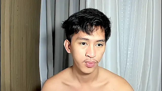  andrie69  online show from 04-06-26, 01:56