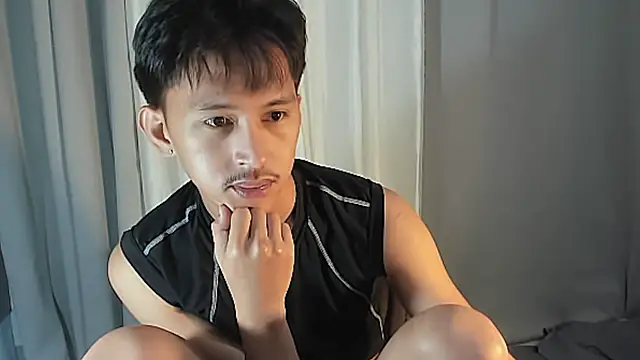 Snapshot of _andrie69_ chatting on 05-25-26, 10:30 andrie69 online show from 05-25-26, 10:30