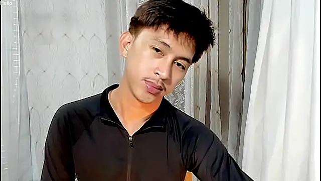 Snapshot of _andrie69_ chatting on 04-28-26, 10:19 andrie69 online show from 04-28-26, 10:19