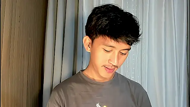  andrie69  online show from 04-10-26, 07:10