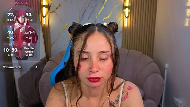 Ariana18 b online show from 04-13-26, 01:04