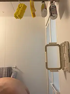 K0U-123 online show from 03-17-26, 01:03