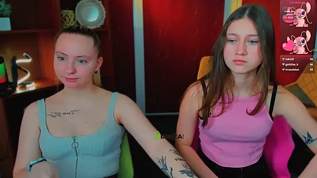 arianaa cat online show from 03-14-26, 09:37