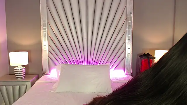 Snapshot of KiaraEverly chatting on 02-14-26, 11:54 KiaraEverly online show from 02-14-26, 11:54