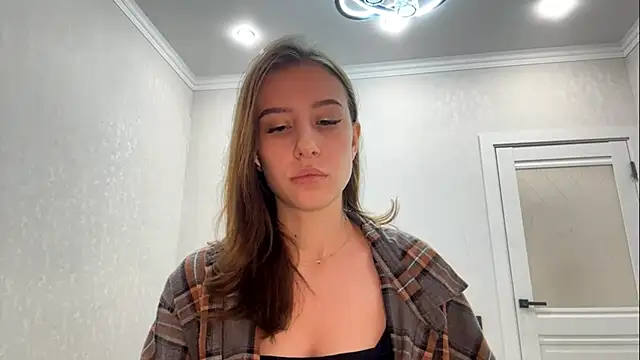 SofiaBlumer online show from 02-16-26, 03:21