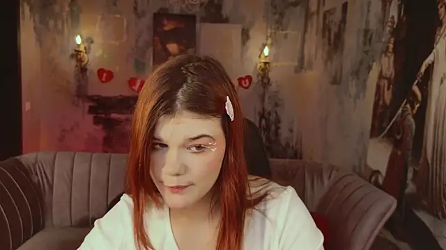 Snapshot of EllieFoxy chatting on 02-14-26, 09:59 EllieFoxy online show from 02-14-26, 09:59