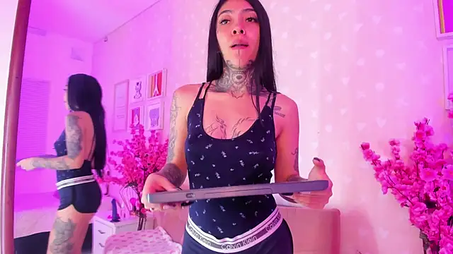 Ashley Blum  online show from 02-13-26, 11:54